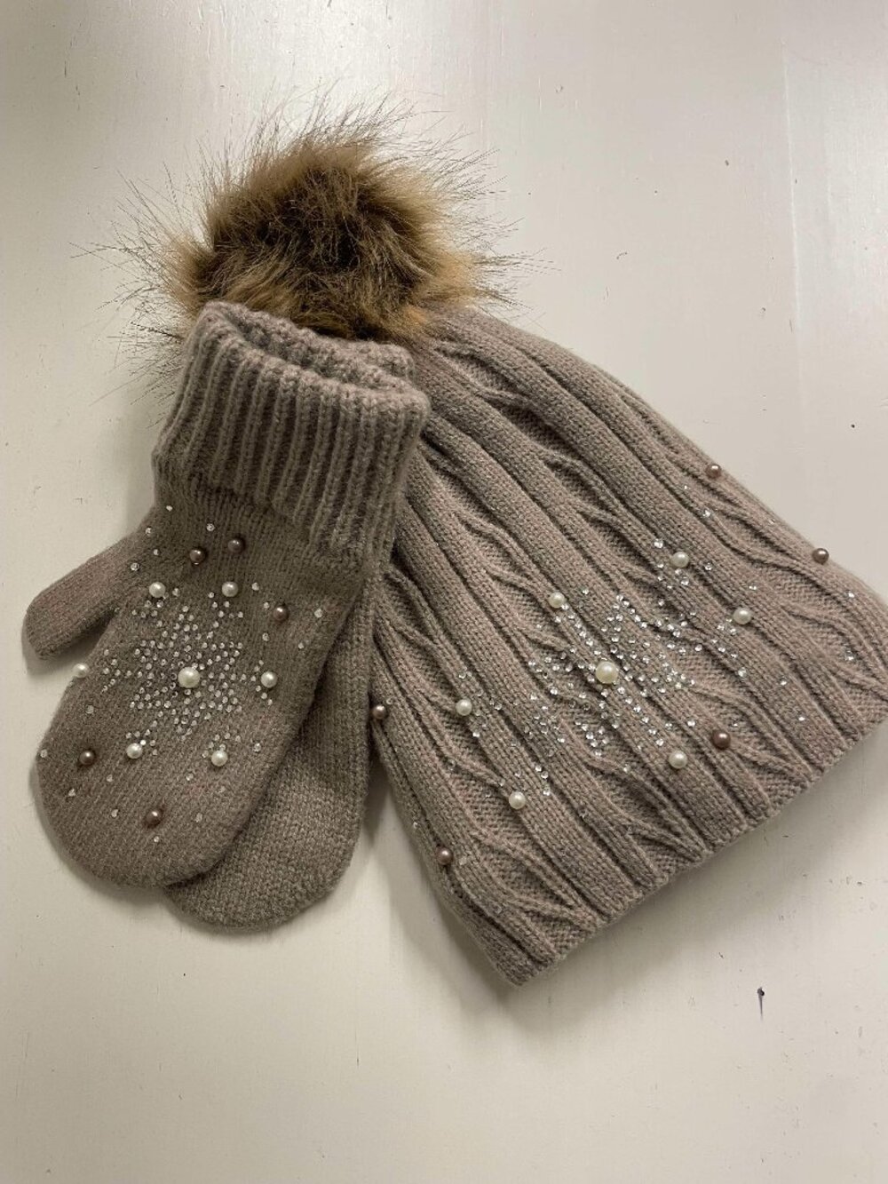 Matching Toque and Mitten Set New with Tags